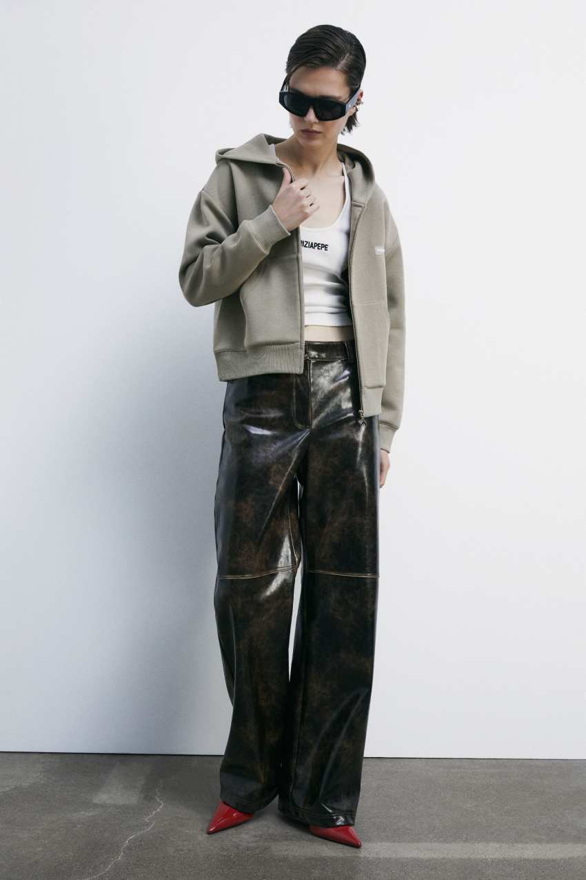 Patrizia Pepe Felpa con cappuccio in tessuto tecnico