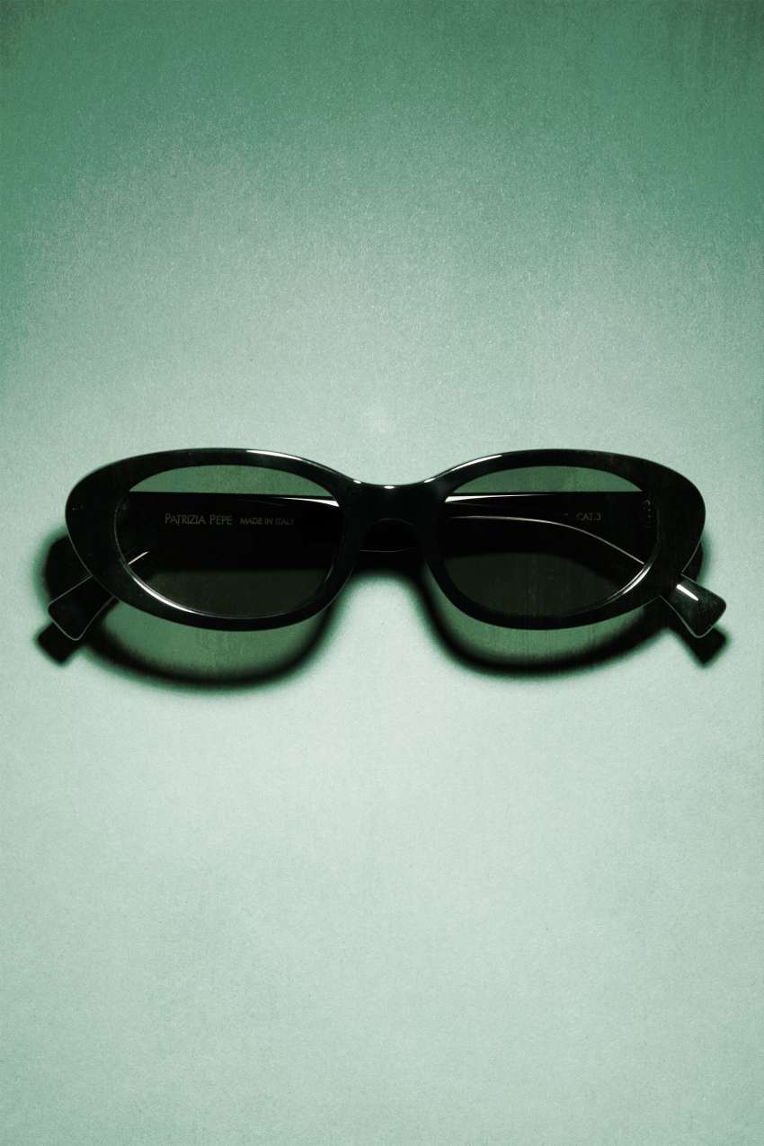 Owalne okulary przeciwsłoneczne