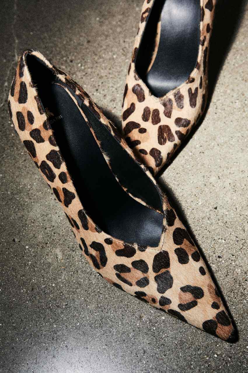 PUMPS