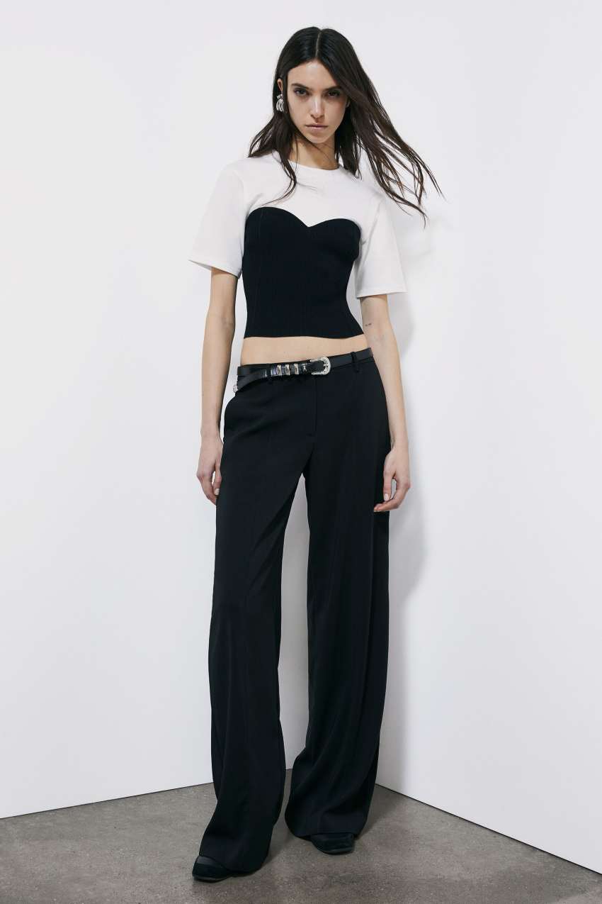 T-shirt con bustier in maglia