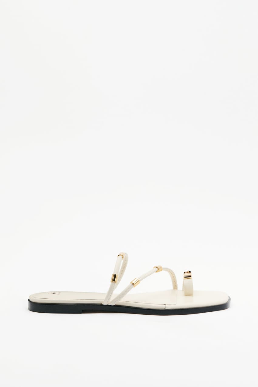 Patrizia Pepe Flache Sandalen Essential Fly