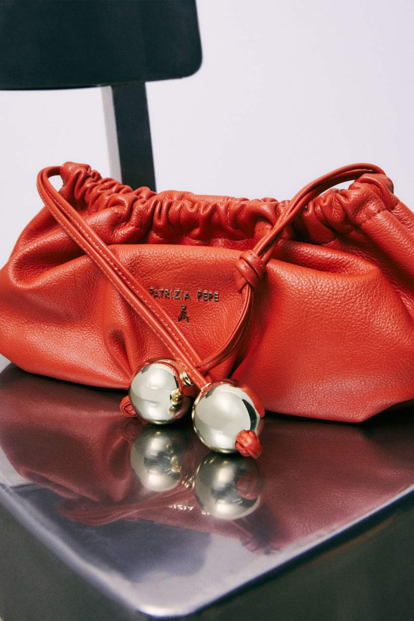 Bubble Clutch piccola in pelle