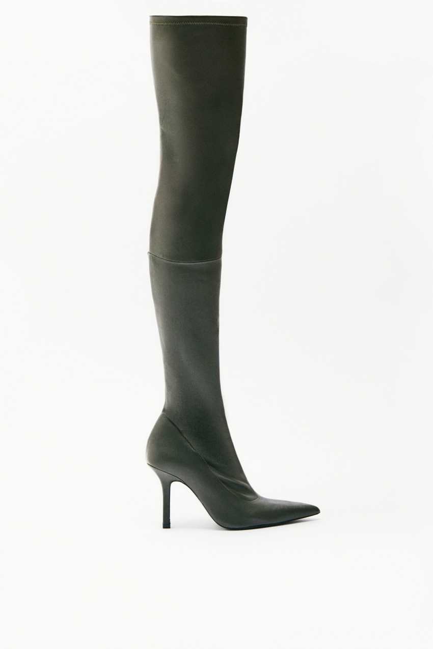 OVER THE KNEE BOOTS
