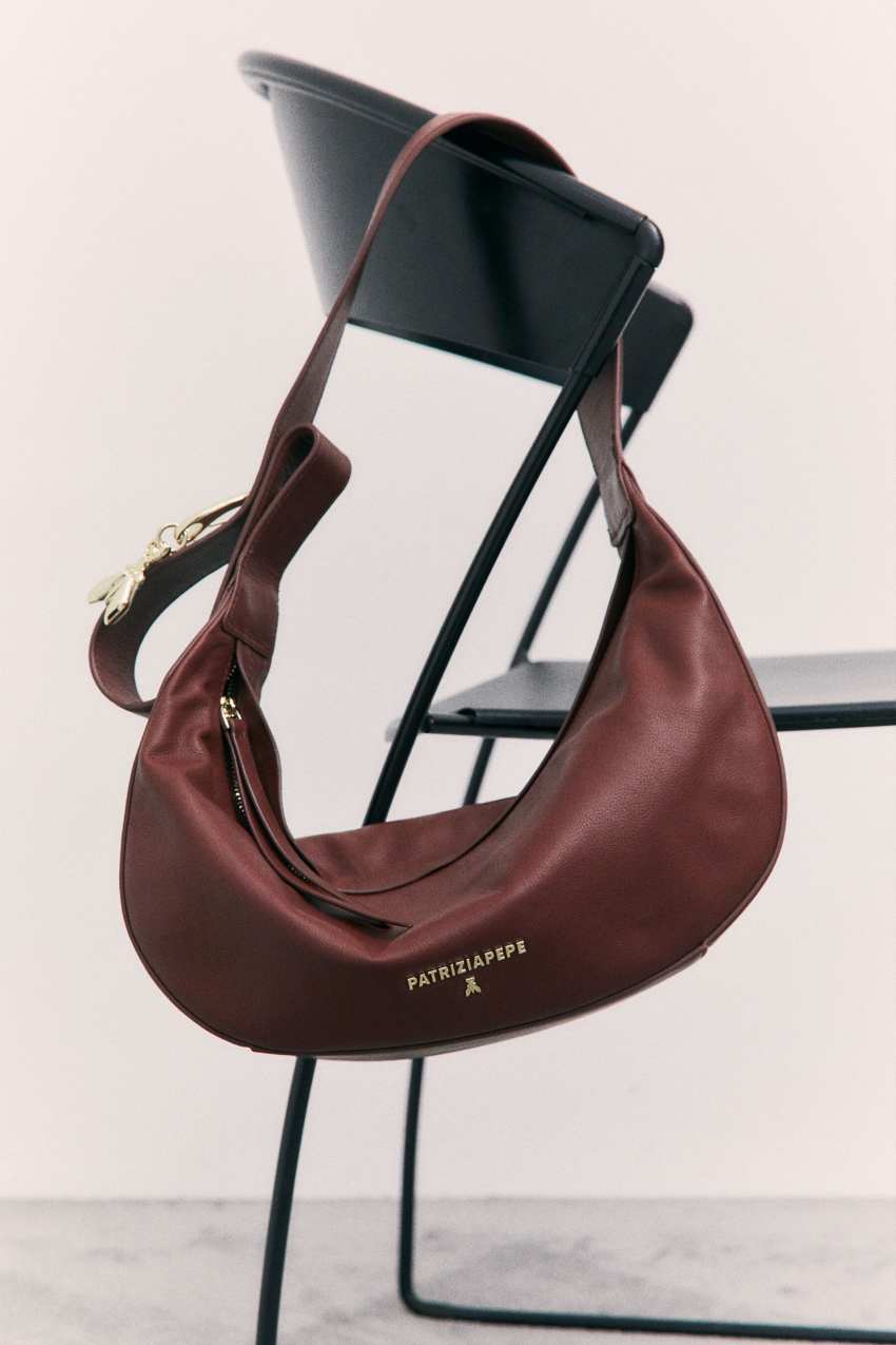 Średnia torebka crossbody New Moon ze skóry