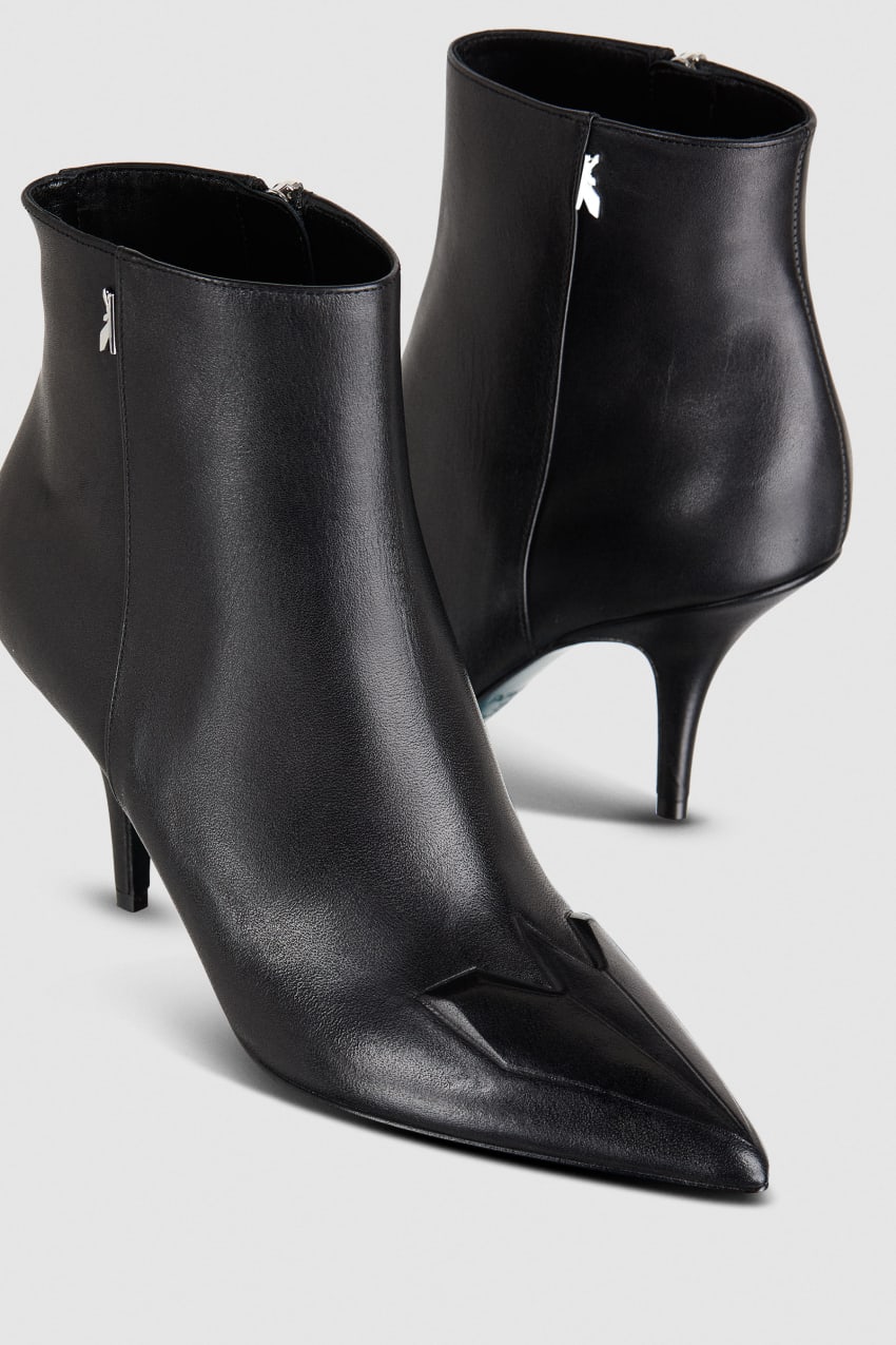 Heeled leather ankle boots