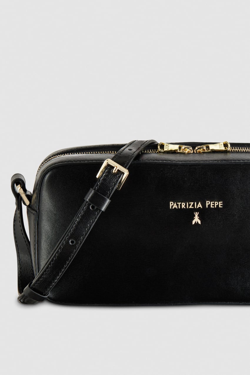 Mini bag with zip
