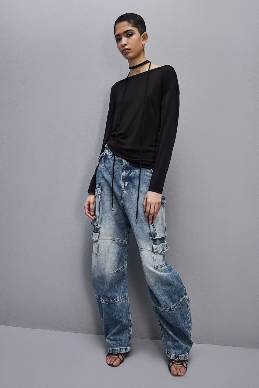 Maglia top spalla scesa