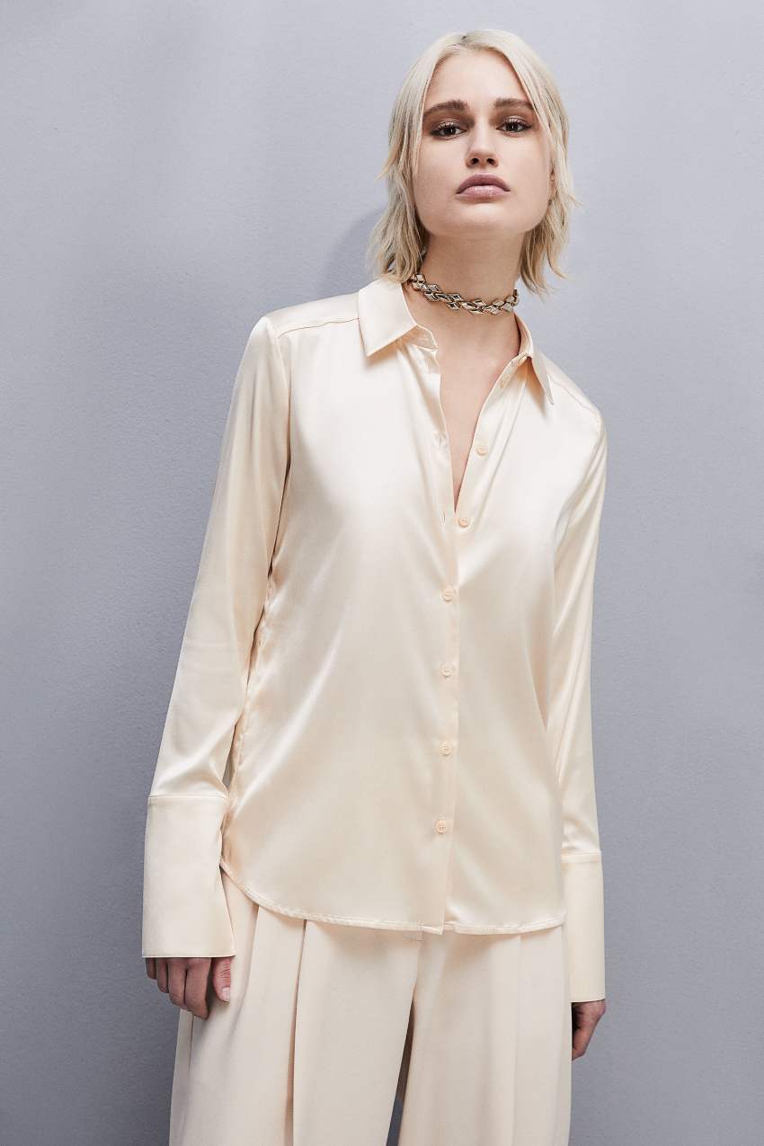 Chemise masculine en satin Beige Patrizia Pepe