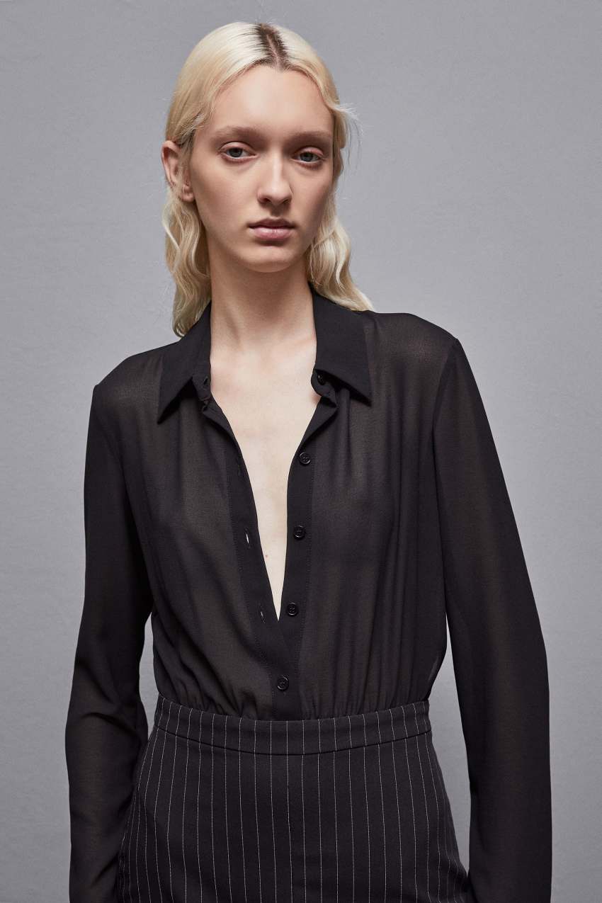 Knee-length pinstripe dress