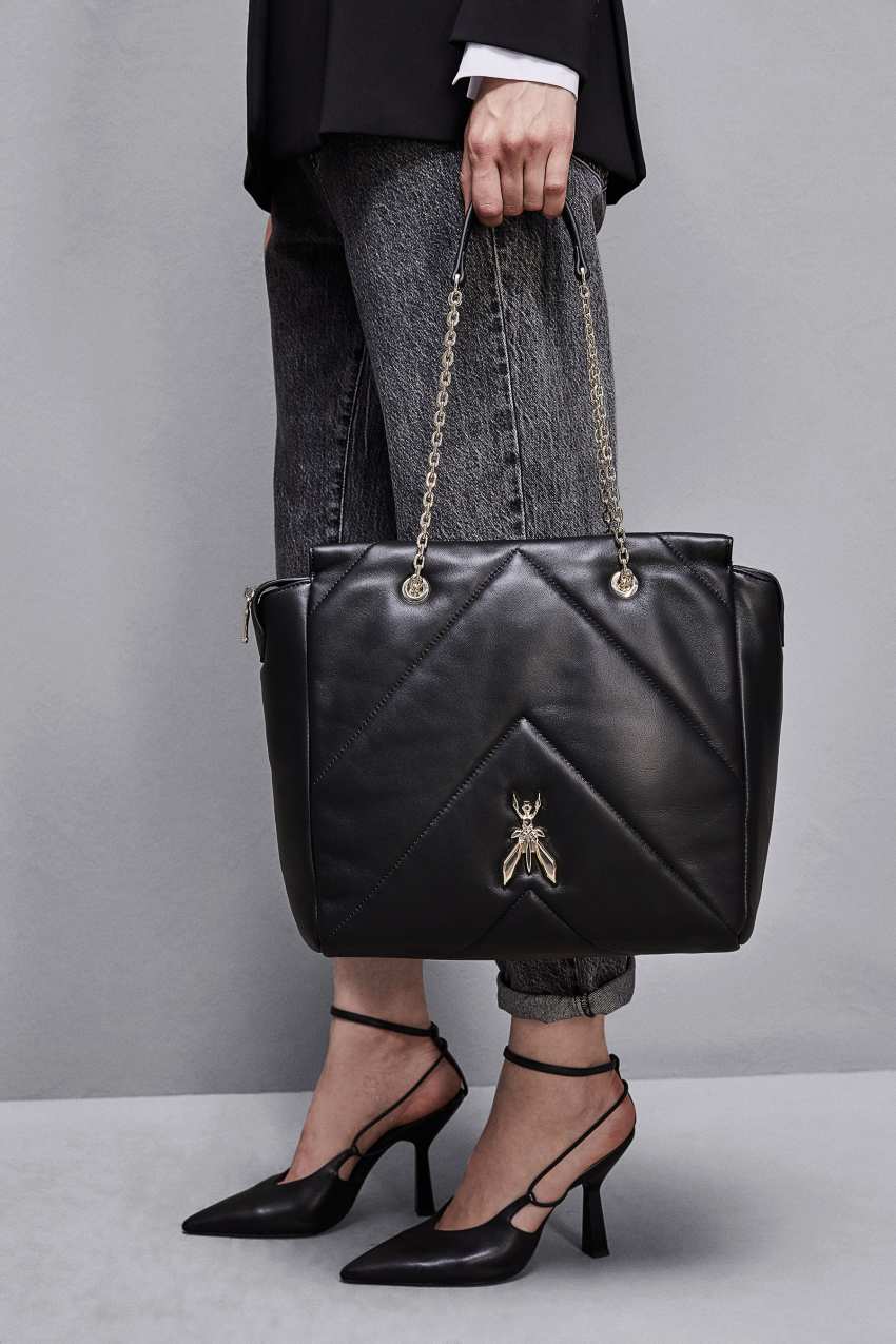 Borsa a secchiello in pelle con zip Nero Patrizia Pepe