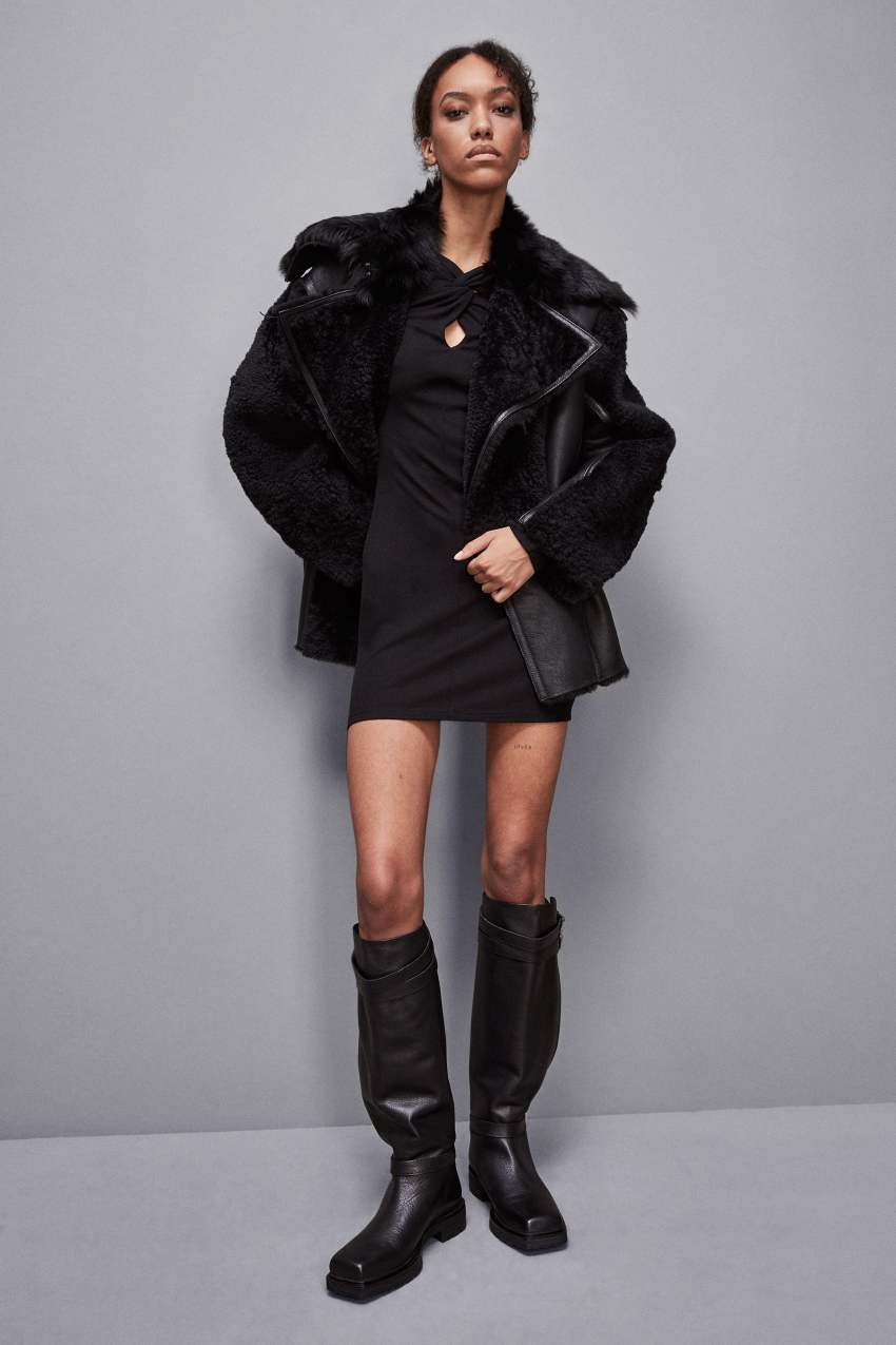 Oversized biker jacket with fur Black Patrizia Pepe