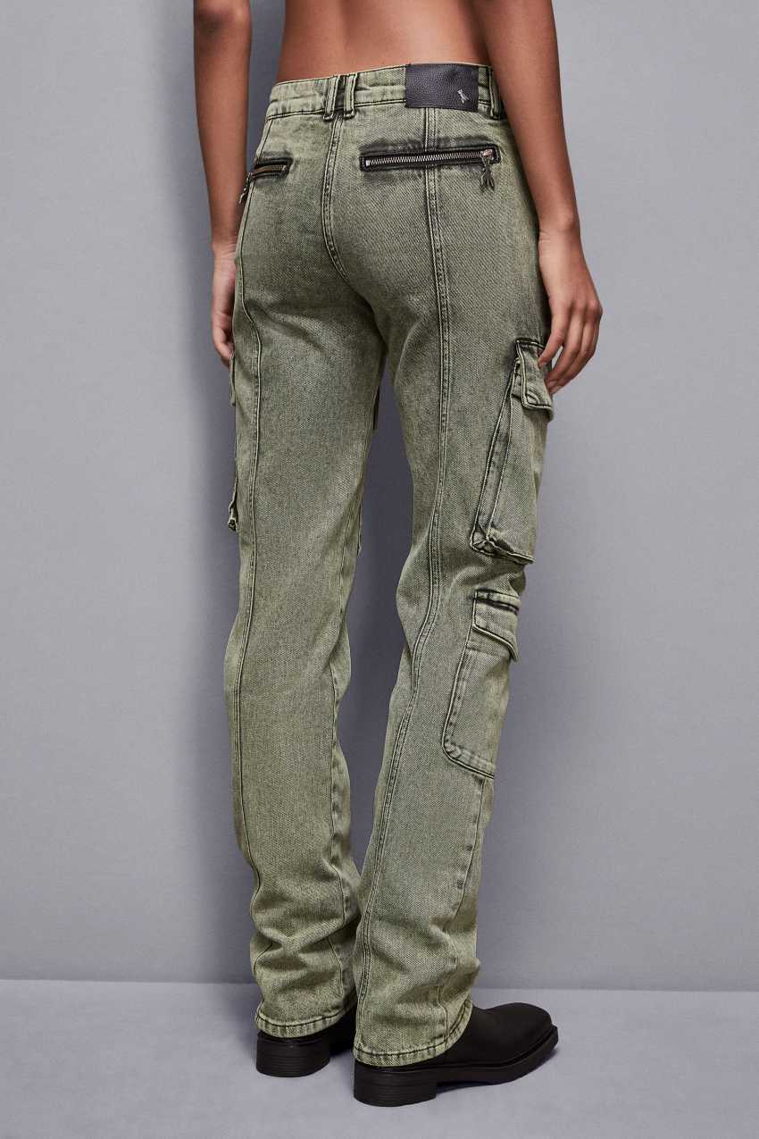 Cargo over denim pants