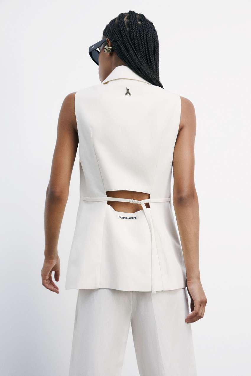 トップス linen like belt vest beige Eaphi Beige linen-like belt vest by Eaphi, sold out, brand new and