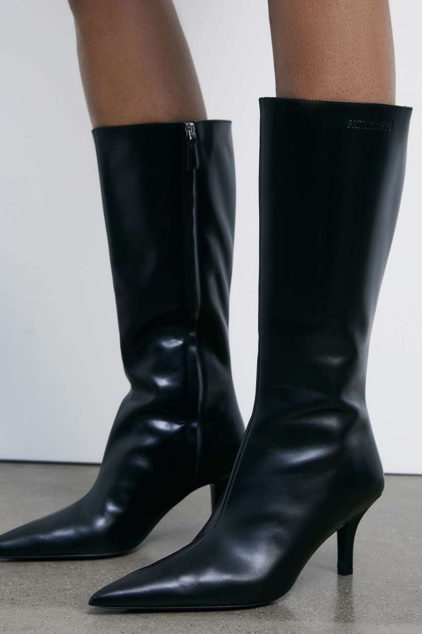 Minimal Shape leather boots | Black | Patrizia Pepe