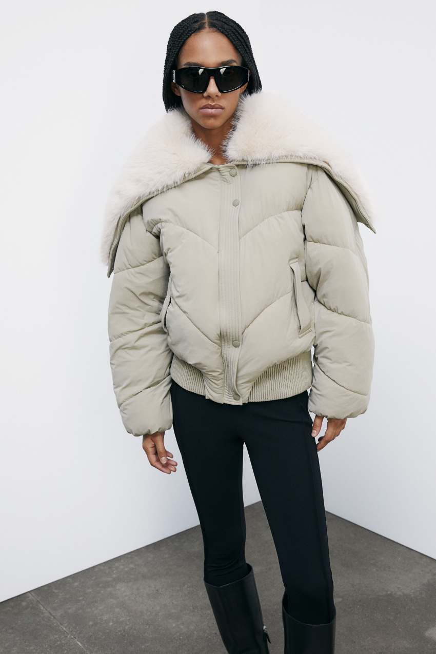 Bomber corto oversize con collo fluffy