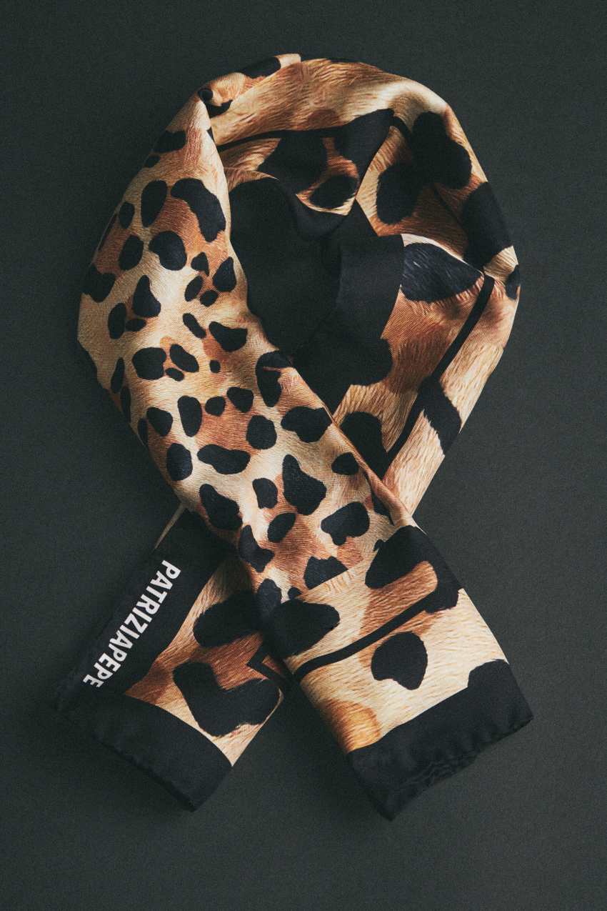 Foulard leopardato in seta