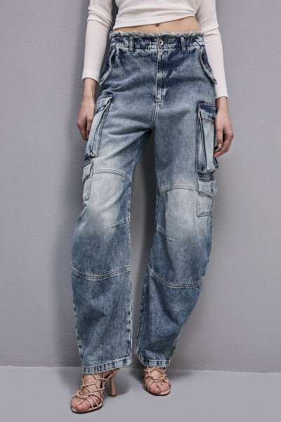Jeans for women, stretch and embroidered denim