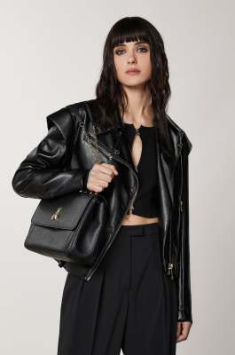 Fly leather shoulder bag with chain, Black, Patrizia Pepe