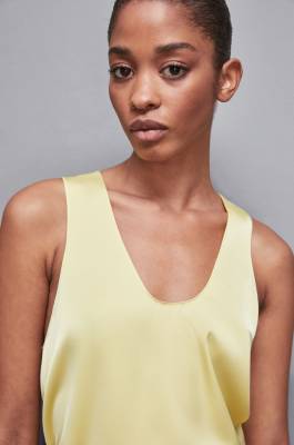 Chemisier en satin brillant, Jaune, Patrizia Pepe