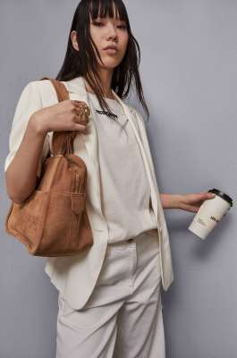 Leather shopping bag with two handles, Beige, Patrizia Pepe