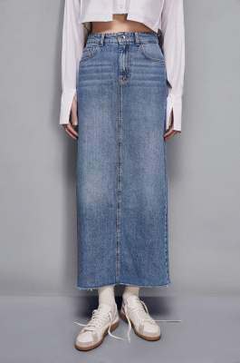 Essential denim skirt with slit, Blue, Patrizia Pepe