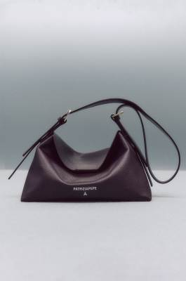 Never Complete leather shoulder bag medium, Purple, Patrizia Pepe
