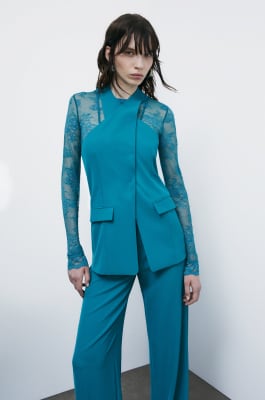 Top a maniche lunghe in pizzo stretch, Verde, Patrizia Pepe