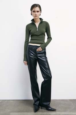 Maglia a costine con collo alto, Verde, Patrizia Pepe