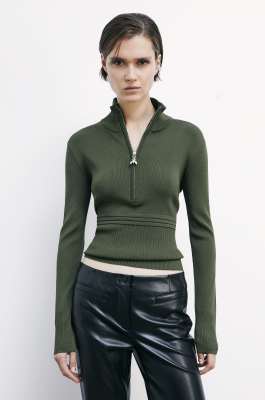 Maglia a costine con collo alto, Verde, Patrizia Pepe
