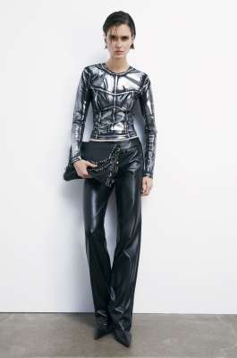 Maglia cropped a maniche lunghe metallizzata, Nero, Patrizia Pepe