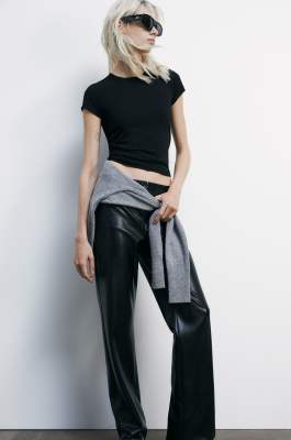 Tシャツ・カットソー PATRIZIA PEPE Women Tops 8M1663JZ26K103 Black T-shirts for women | Patrizia Pepe