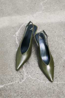 Minimal Shape glossy slingbacks, Green, Patrizia Pepe