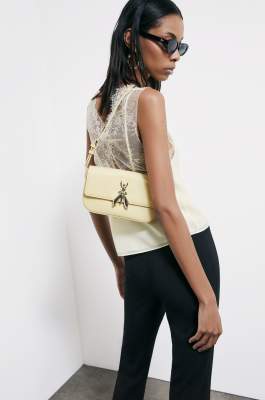 &quot;ESSENTIAL&quot; Fly glossy leather shoulder bag, Yellow, Patrizia Pepe