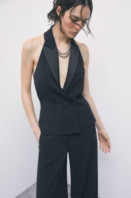Tuxedo-style cr&ecirc;pe vest with satin lapels, Black, Patrizia Pepe