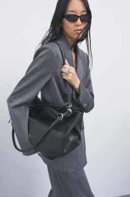 Black Horse leather bucket bag, Black, Patrizia Pepe