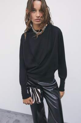 Wool jumper with deep layered V-neck, Black, Patrizia Pepe