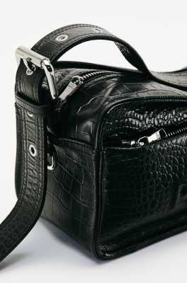 (IM)PERFECTION crossbody bag medium in croco-print leather, Black, Patrizia Pepe