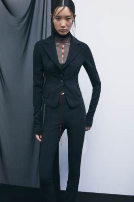 &ldquo;My SKIN Tailoring&rdquo; Icon 501 blazer in stretch cr&ecirc;pe, Black, Patrizia Pepe