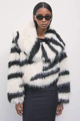 Short fluffy jacket with zebra pattern, Abstract Fantasy, Patrizia Pepe