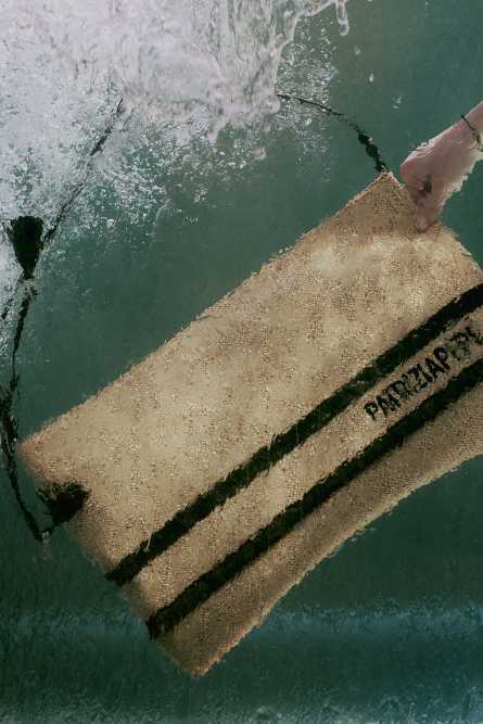 Maxi straw clutch, Black, Patrizia Pepe