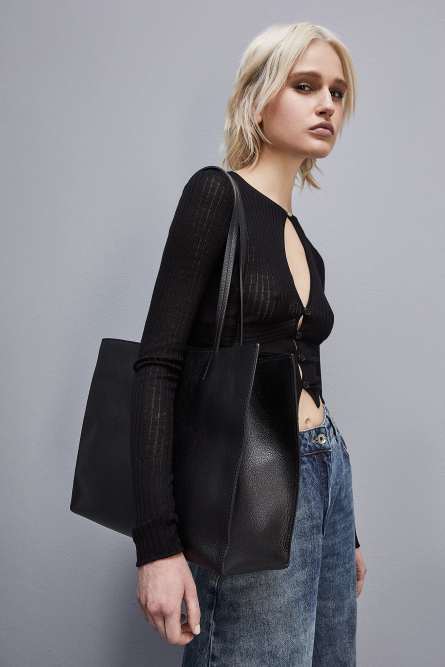 Hammered leather shopping bag, Black, Patrizia Pepe