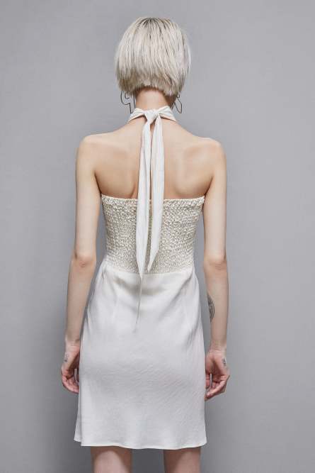 Schmal geschnittenes ESSENTIAL-Kleid aus zertifizierter Viskose, Wei&szlig;, Patrizia Pepe