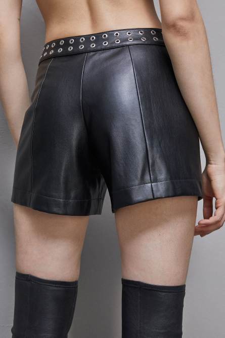 Faux leather low-waisted shorts with zipper, Black, Patrizia Pepe