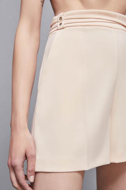Shorts mit Gürtel Essential, Beige, Patrizia Pepe