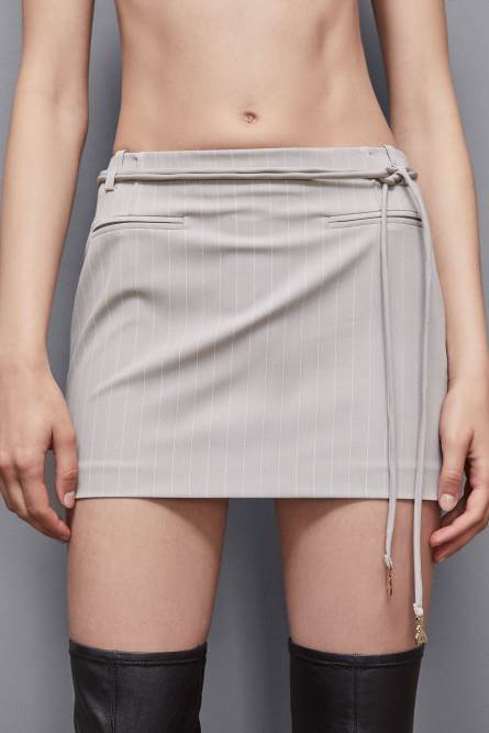 Minifalda de raya diplomática de talle bajo, Gris