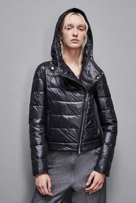 Daunenjacke mit Kapuze aus down proof Nylon, Schwarz, Patrizia Pepe