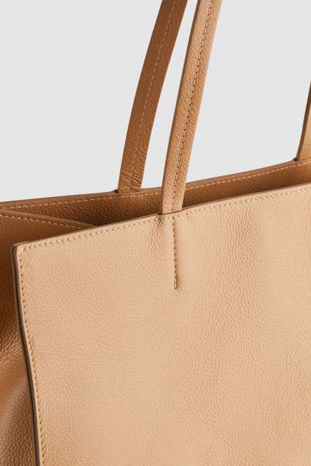 Hammered leather shopping bag, Beige, Patrizia Pepe