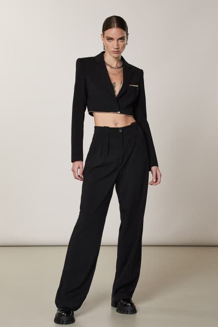 Black ESSENTIAL zip off jacket | Patrizia Pepe