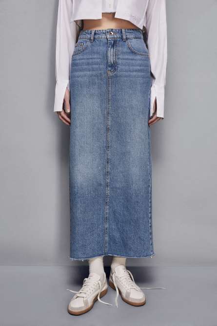 Essential denim skirt with slit, Blue, Patrizia Pepe
