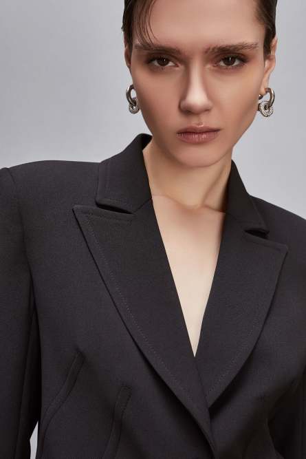Essential feminine fit two-button jacket, Black, Patrizia Pepe